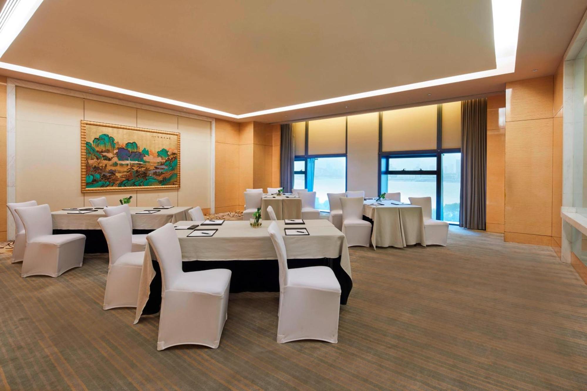 The Westin Wuhan Wuchang Экстерьер фото