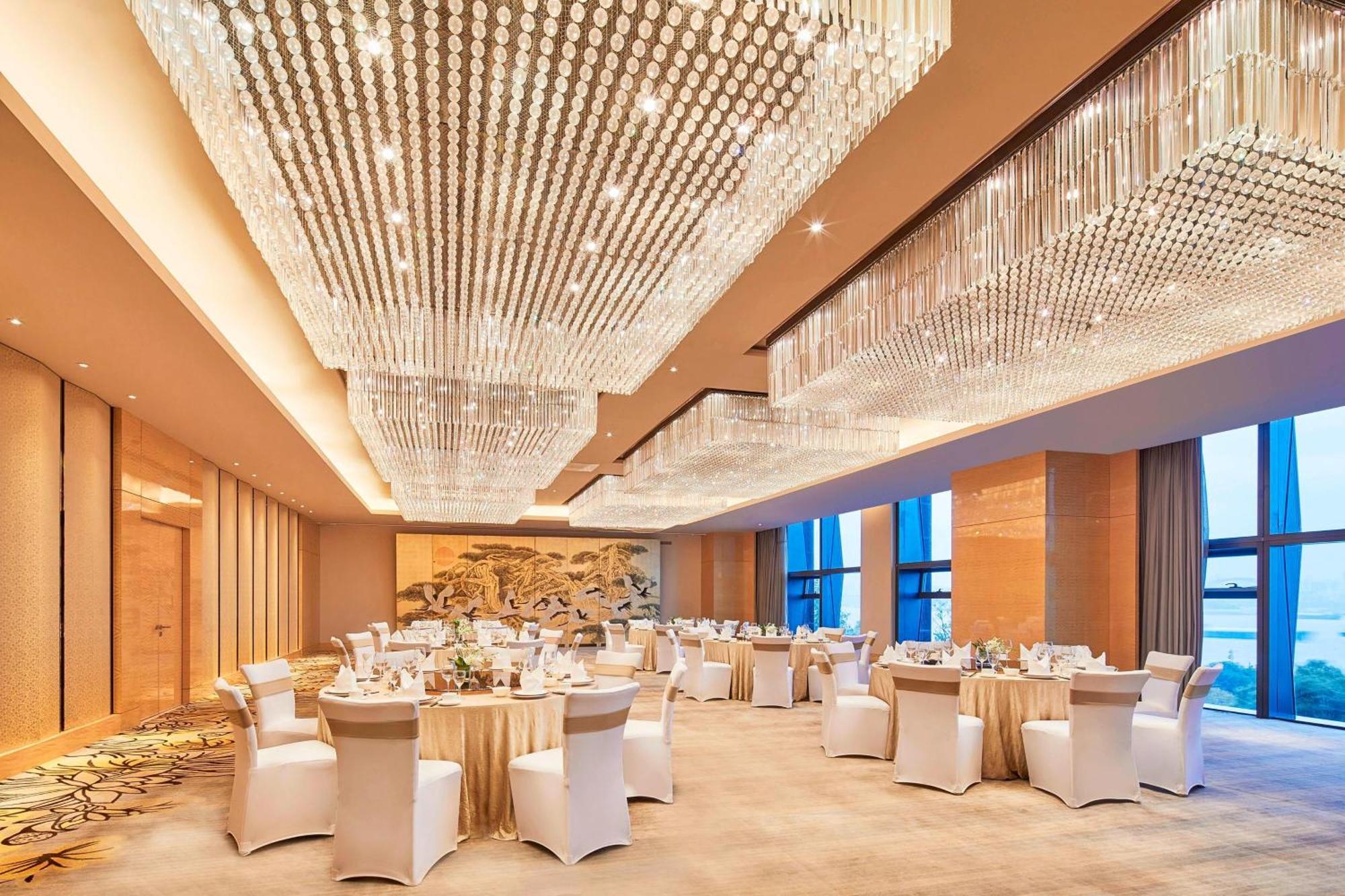 The Westin Wuhan Wuchang Экстерьер фото