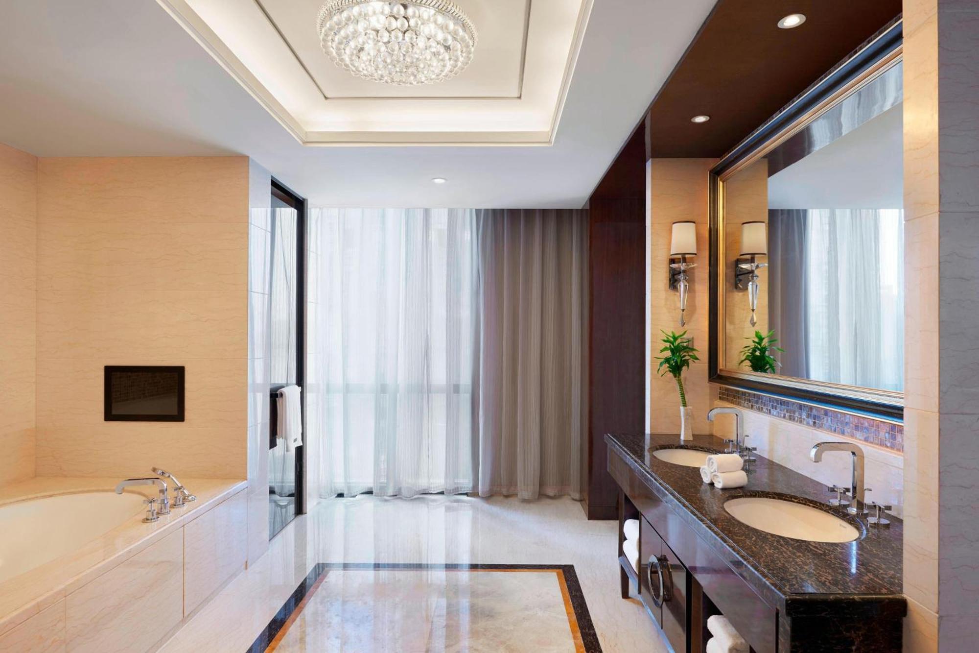 The Westin Wuhan Wuchang Экстерьер фото